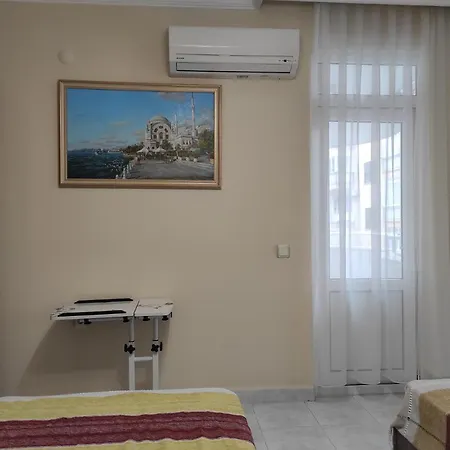 Daire Manolya Apartment. Alanya, Center Alanya