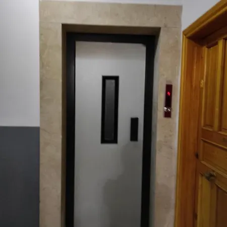 Daire Manolya Apartment. Alanya, Center
