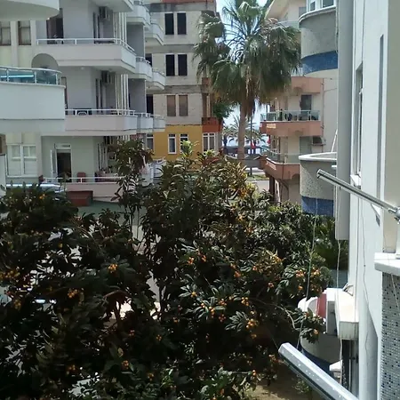 Manolya Apartment. Alanya, Center Daire *